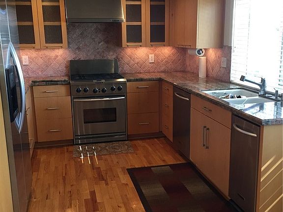 2nd image of 23700 Blythe St