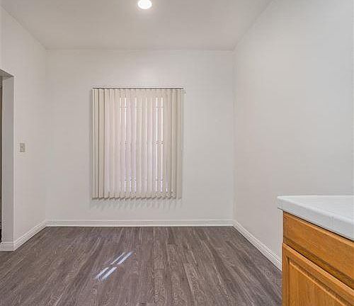 3rd image of 819 Irolo St #332