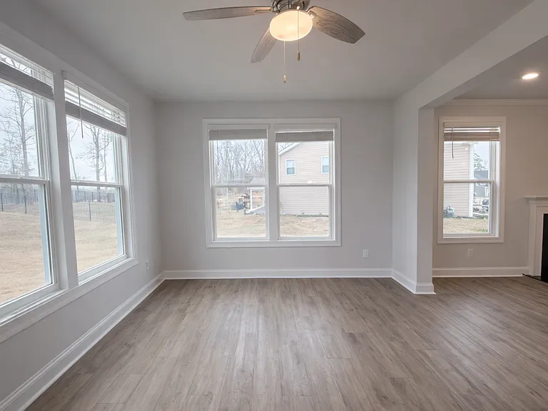 1211 Ashe Meadow Dr — Photo 17