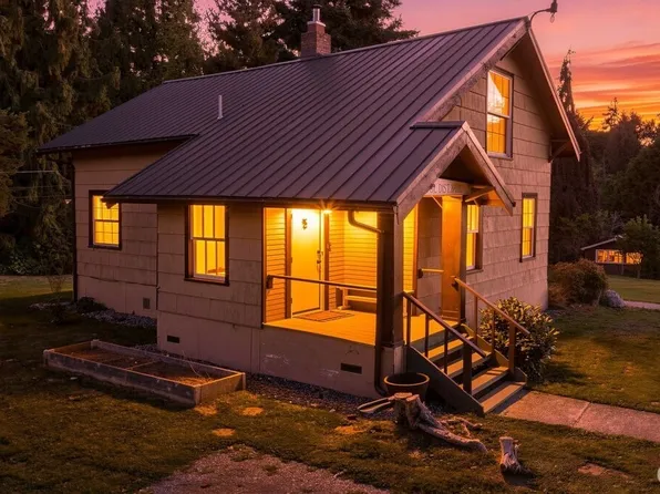 311 156TH Street NE, Arlington, WA 98223