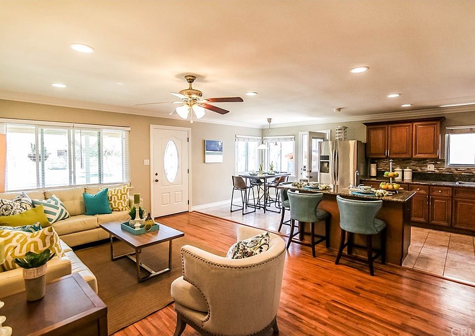 1st image of 20509 Entradero Ave
