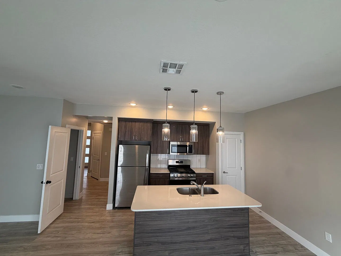 Looks Almost Brand New Townhome! — Photo 4