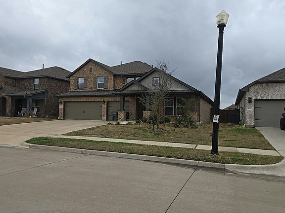2nd image of 1729 Whitney Dr