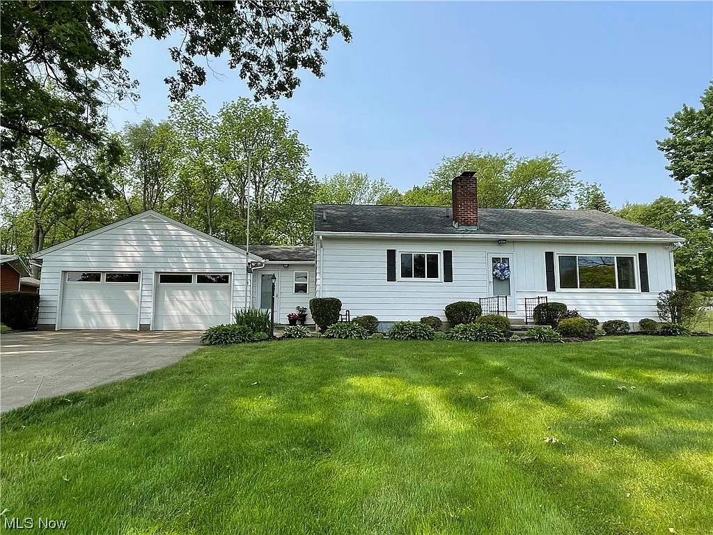 5654 Bonnie Lou Dr photo 1
