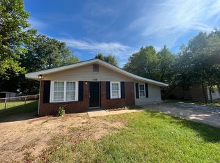 116 Chuck Cir, Warner Robins, GA 31093