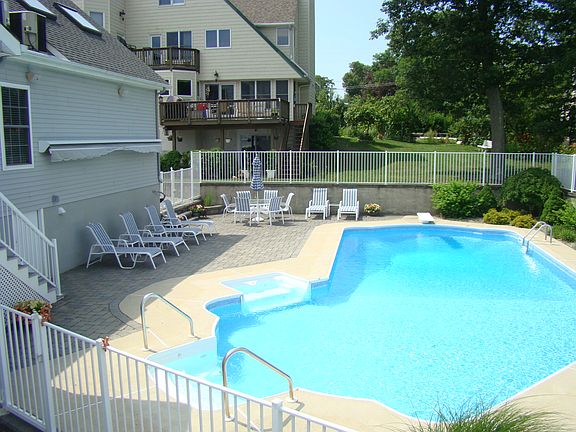 18' x 43' saltwater pool