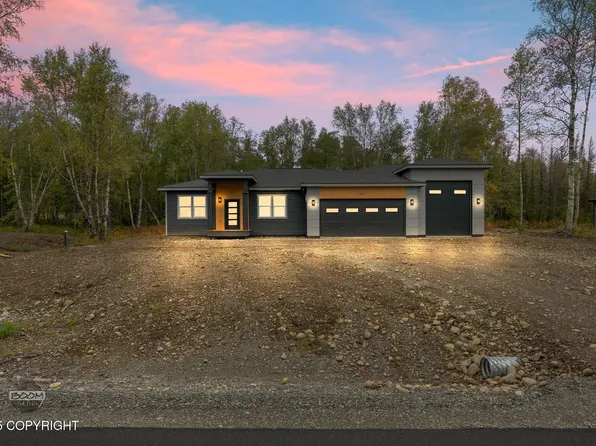 7297 N Paw St, Wasilla, AK 99654