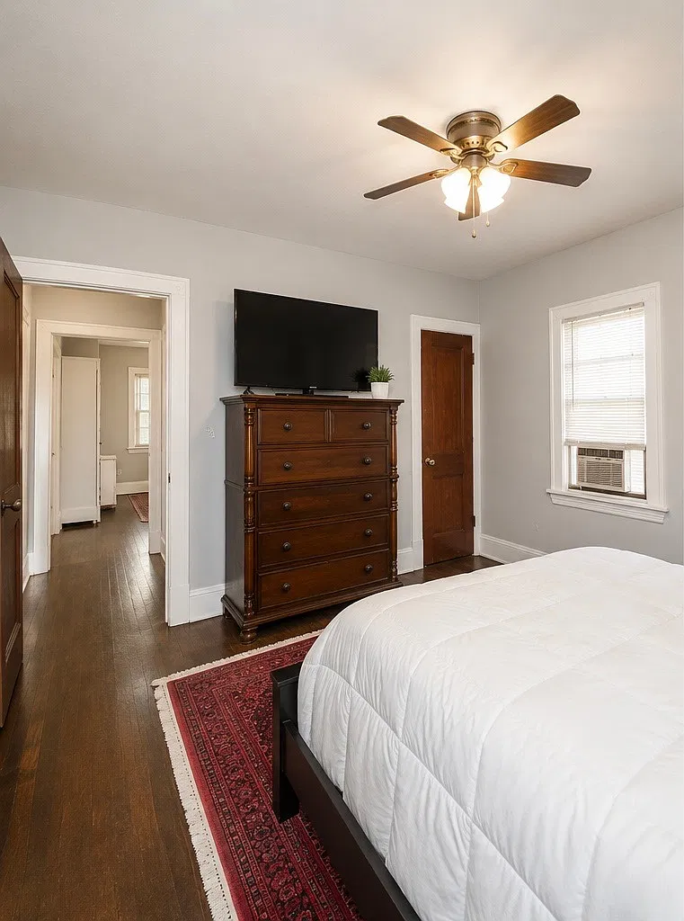 2 bed, 1250 sqft, $1,400 — Photo 4