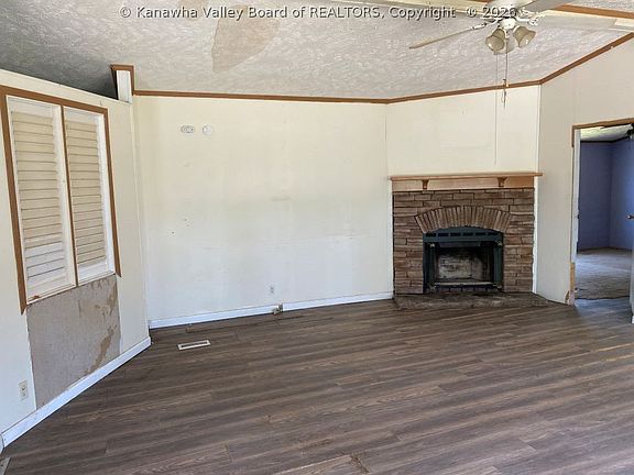 4th image of 5456 Mount Union Rd