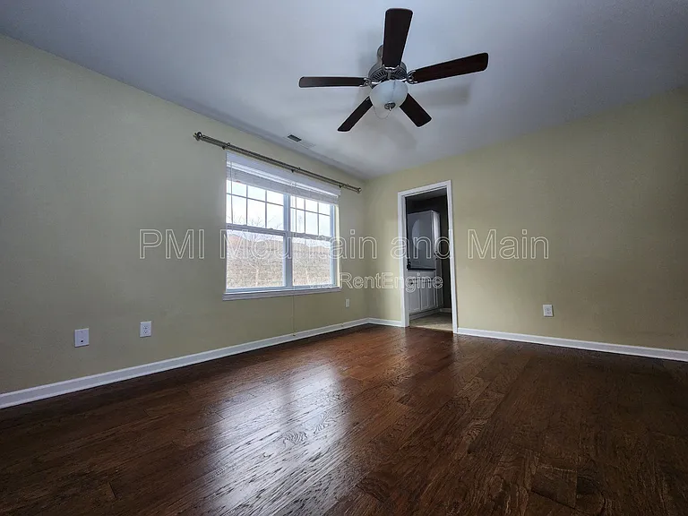 19 Barnett Shoals Dr — Photo 20