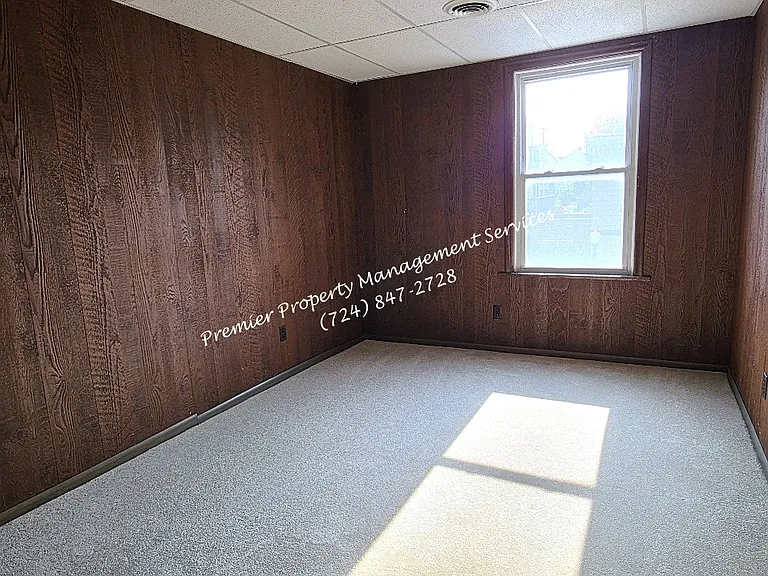 220 5th St — Photo 9