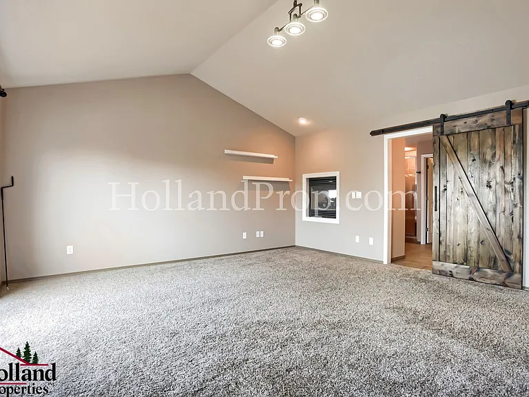 19021 SW York St — Photo 13