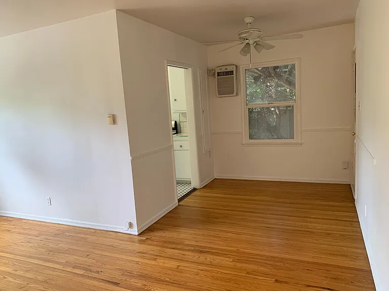 408 N Doheny Dr #4 — Photo 7