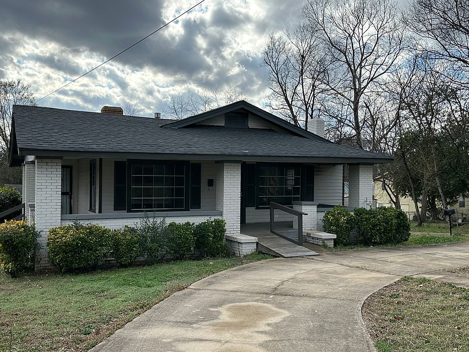 Recently painted exterior- Front view of home.
