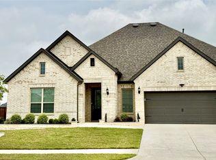 902 Lannister St, Mansfield, TX 76063