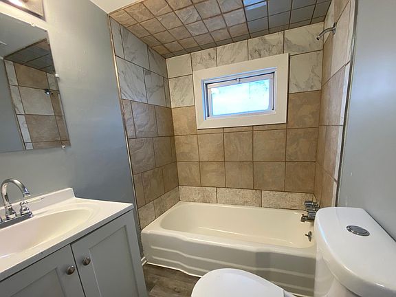 5th image of 1024 N 17th St #5