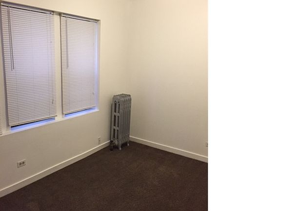 4th image of 7609 S Yates Blvd #1