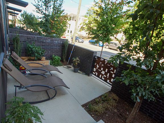 4th image of 515 N Mangum St #1-16