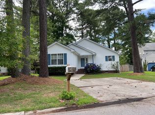 135 Mallard Dr, Suffolk, VA 23434