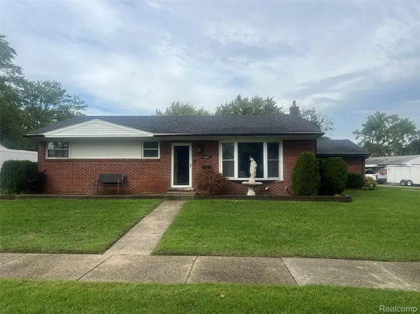 11507 Farthing Dr, Sterling Heights, MI 48314