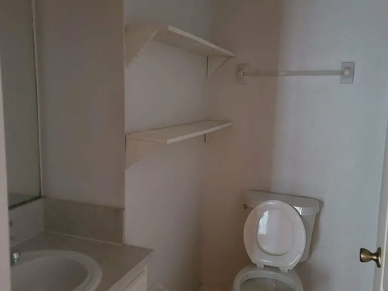 616 Lemon Ave #B — Photo 14