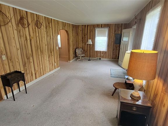 5th image of 23025 Kirkland Dr