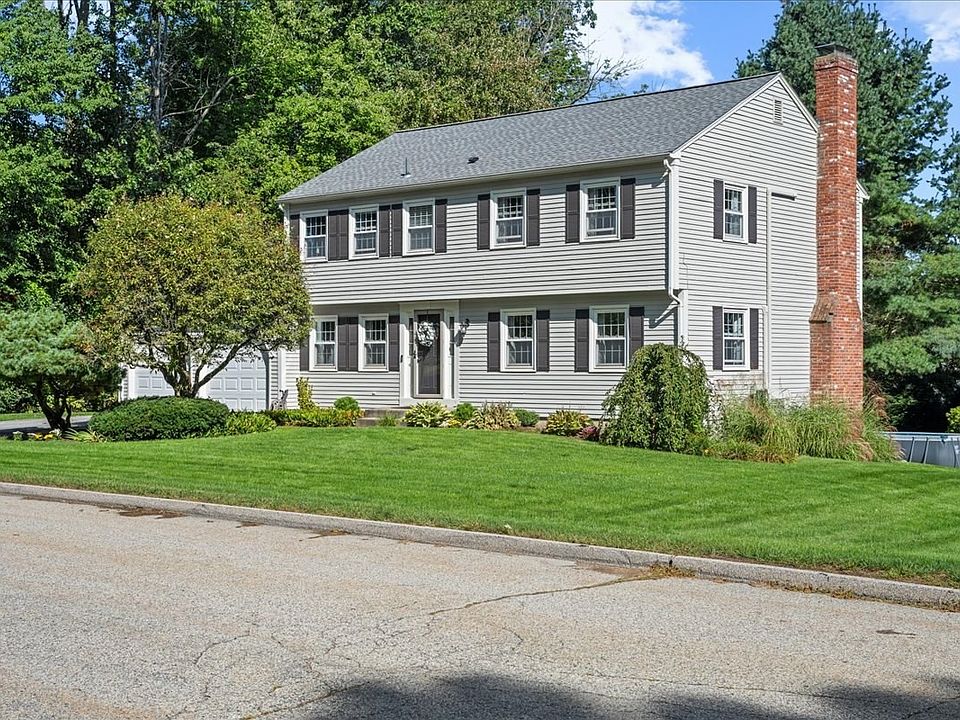 1st image of 4 Robertson Rd