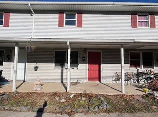 2-14 W Laurel St #2B-1BA, Tremont, PA 17981