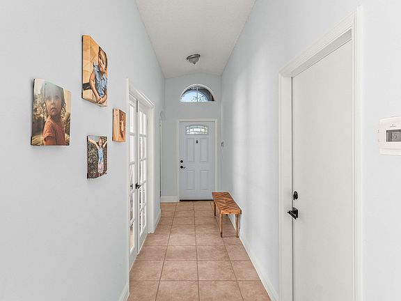 3rd image of 6680 Green Island Circle