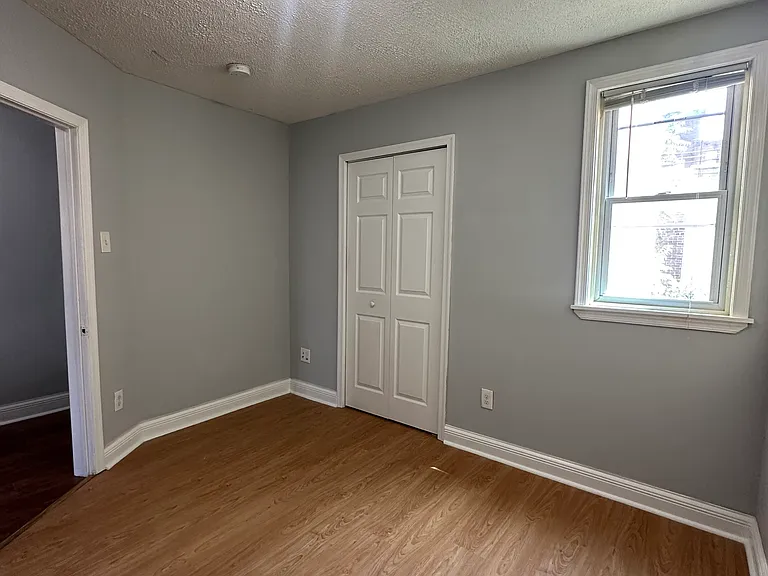 2249 E Cambria St — Photo 17