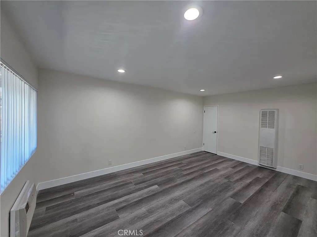 2 bed, 850 sqft, $2,395 — Photo 4