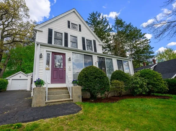 115 Dutcher St, Hopedale, MA 01747