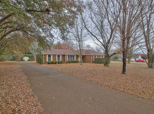 2155 Stonebrook Dr, Murfreesboro, TN 37128