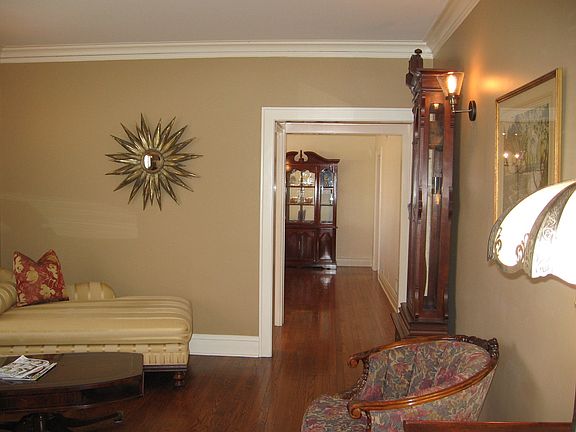 3rd image of 7509 W Pratt Ave