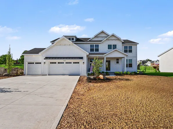 1710 Round Barn Dr, Hudsonville, MI 49426