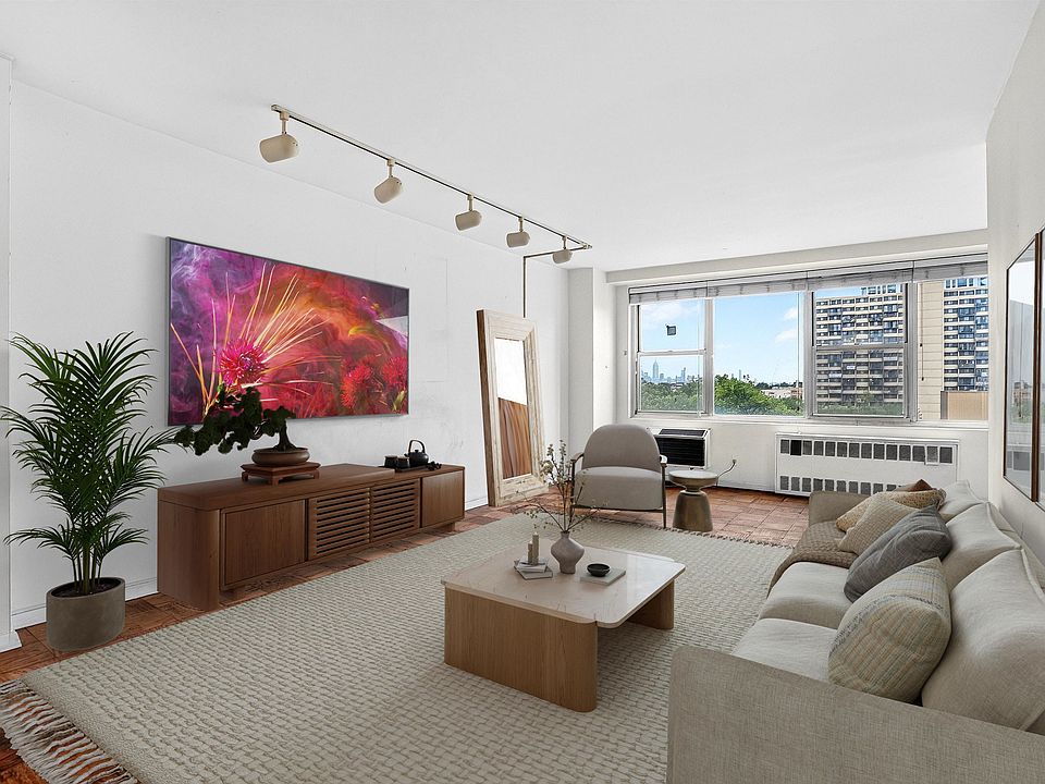 1st image of 10 Huron Ave APT 7S