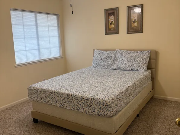 8725 Goldy Glen Way, Elk Grove, CA 95624