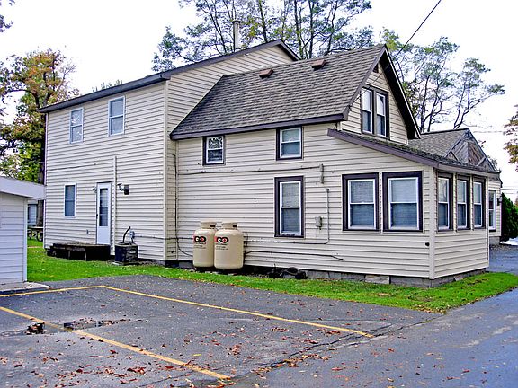 2nd image of 224 8th Ave