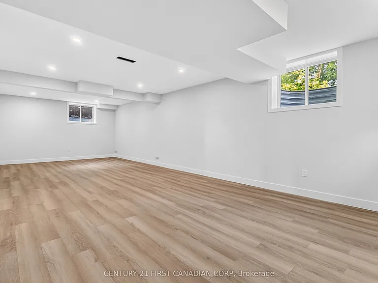 775 Verulam St — Photo 24