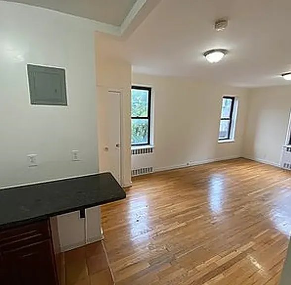 125 Christopher St #6A — Photo 6