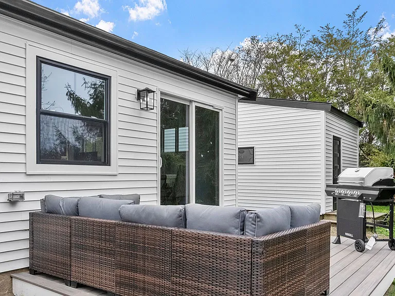 142 Honeyman Ave — Photo 23