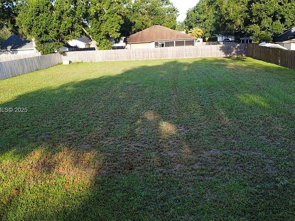 2nd image of 3753 Saint Augustine Pl