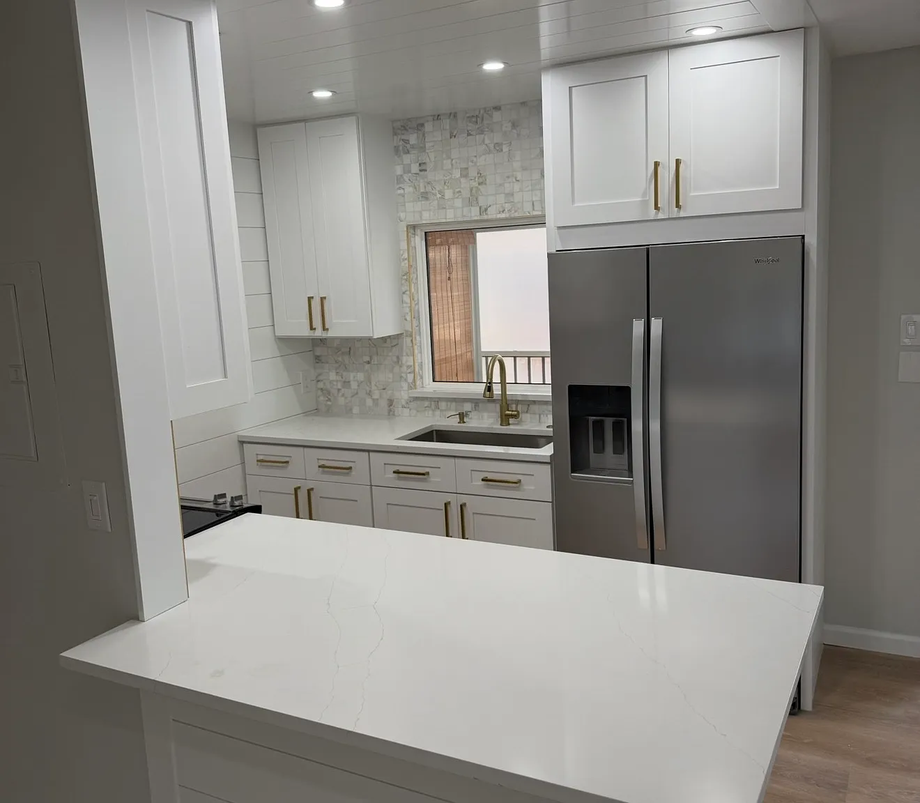 2 bed, 964 sqft, $1,700 — Photo 2