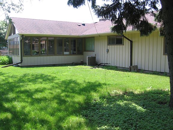 4th image of 6808 N Ironwood Ln