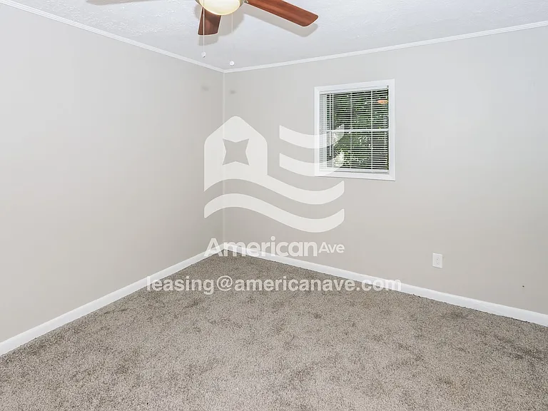1539333_006_wm_-_main_bedroom_12897004.jpg