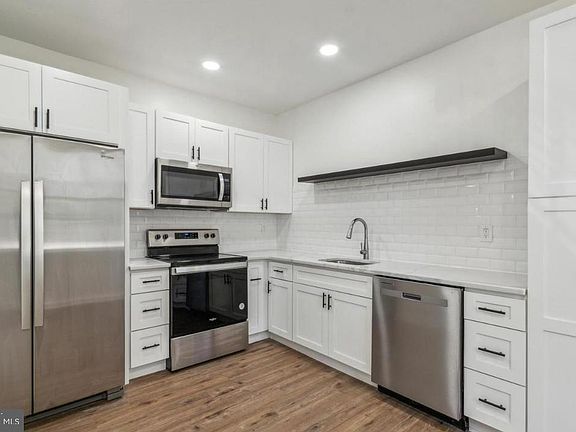 5th image of 128 W Hansberry St