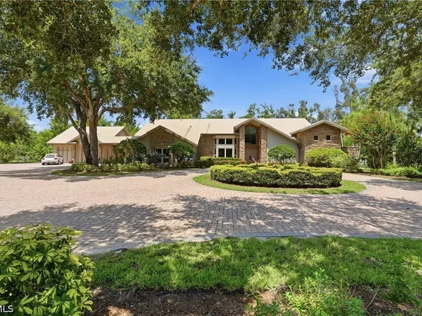 15821 Shamrock Dr, Fort Myers, FL 33912