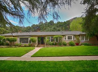 3035 Country Club Dr, Glendale, CA 91208