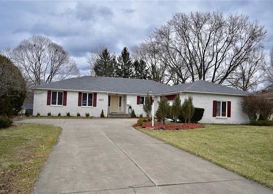 1st image of 1465 Leyton Dr