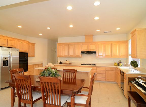 5th image of 4760 San Tropico Ct